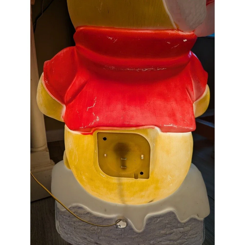 Vintage 33” Disney Christmas Blow Mold Winnie The Pooh Santa’s Best Honey Pot